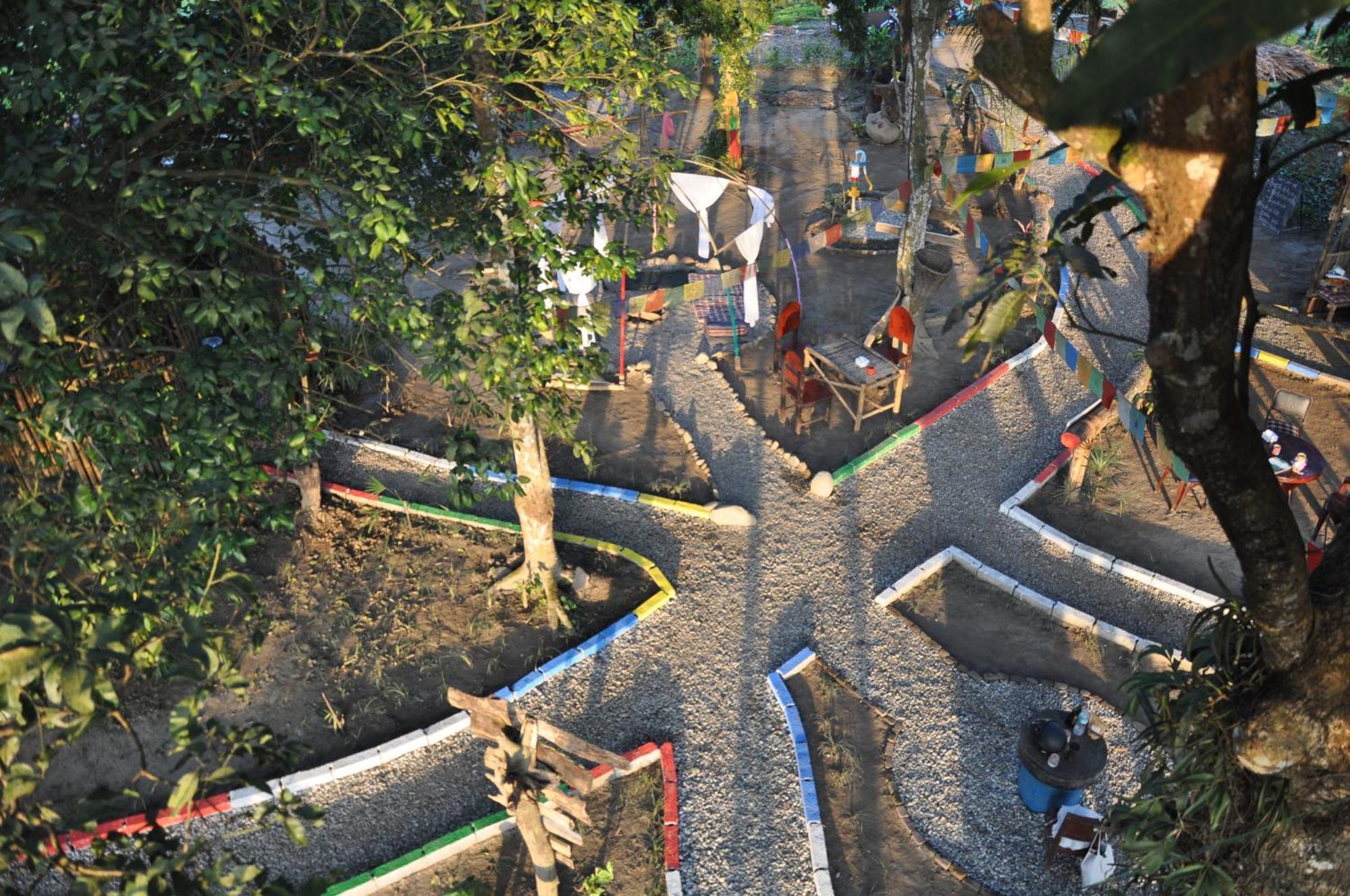 Pemsee'S Tree Town - Eco-Friendly,Tree House Hostel Sauraha Kültér fotó