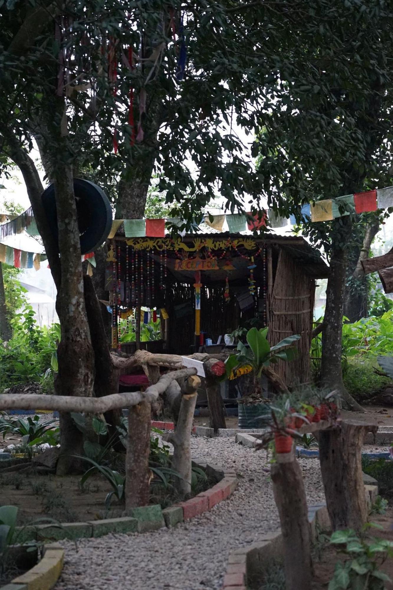 Pemsee'S Tree Town - Eco-Friendly,Tree House Hostel Sauraha Kültér fotó