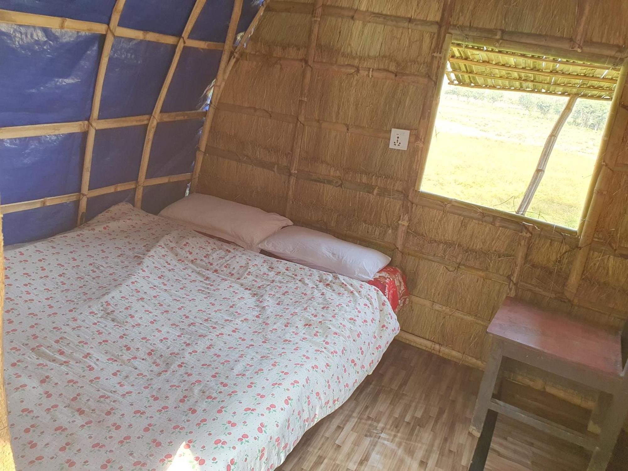 Pemsee'S Tree Town - Eco-Friendly,Tree House Hostel Sauraha Kültér fotó